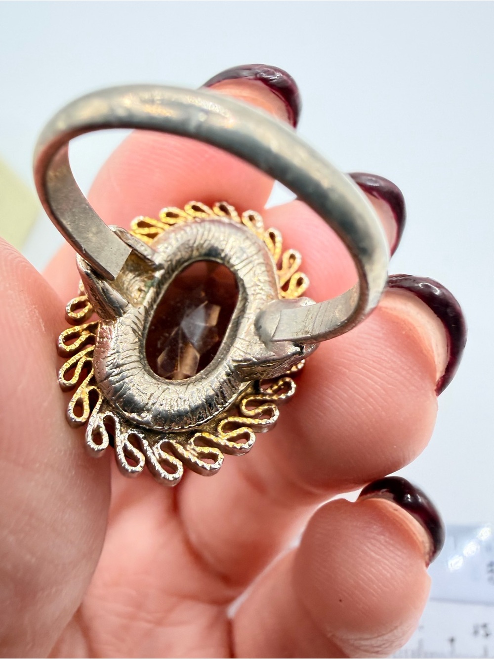 Vintage 1960s gold-tone adjustable smokey quartz cocktail ring - Picture 8 of 14